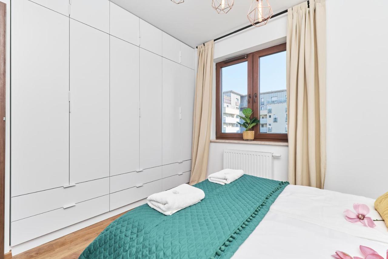 Nowa Teczowa Apartments Promenada Staromiejska By Noclegi Renters Vratislav Exteriér fotografie