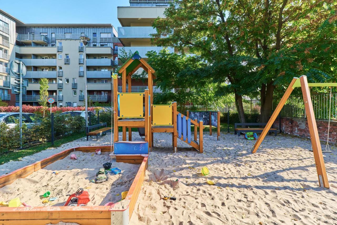 Nowa Teczowa Apartments Promenada Staromiejska By Noclegi Renters Vratislav Exteriér fotografie