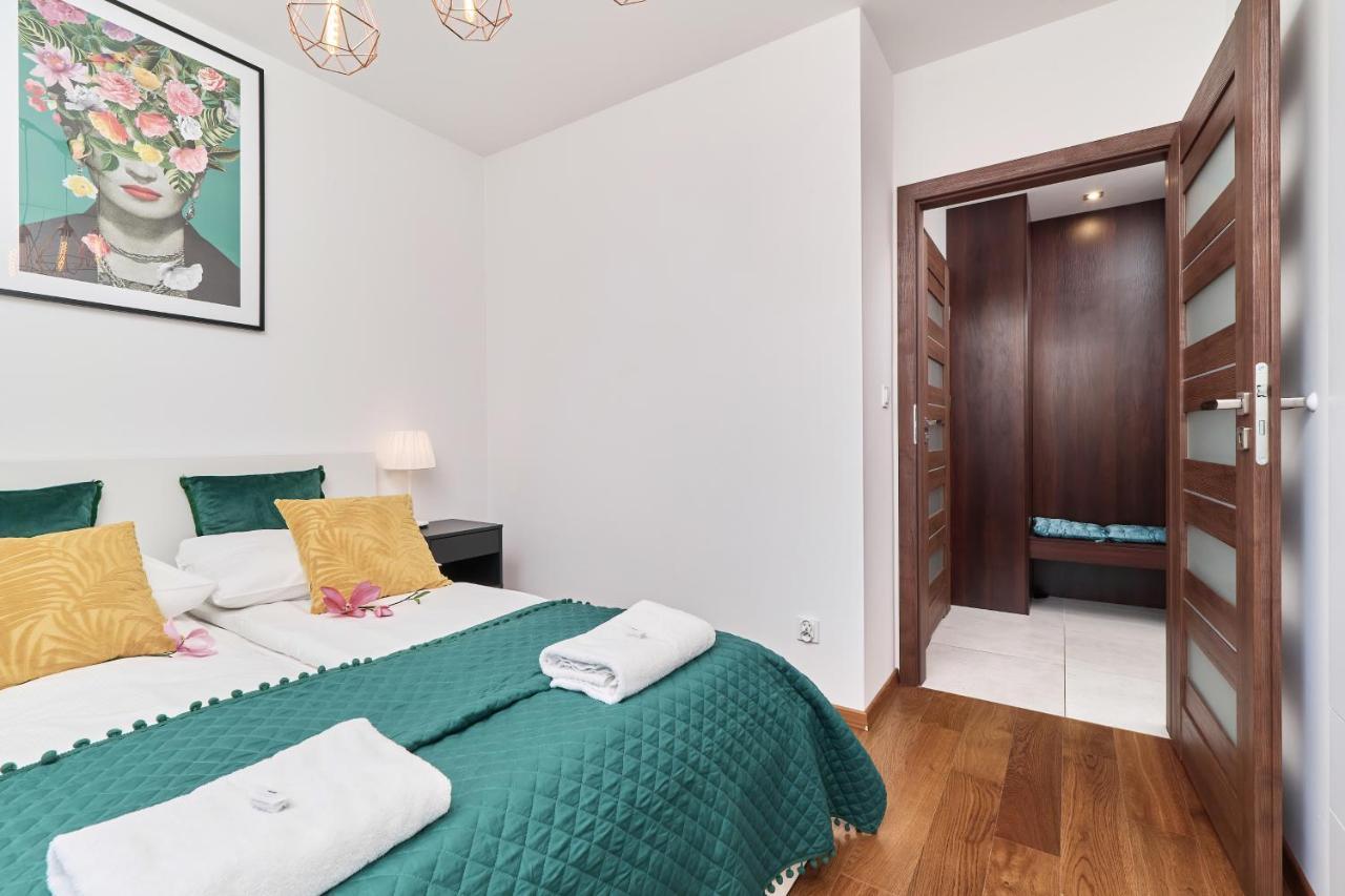 Nowa Teczowa Apartments Promenada Staromiejska By Noclegi Renters Vratislav Exteriér fotografie